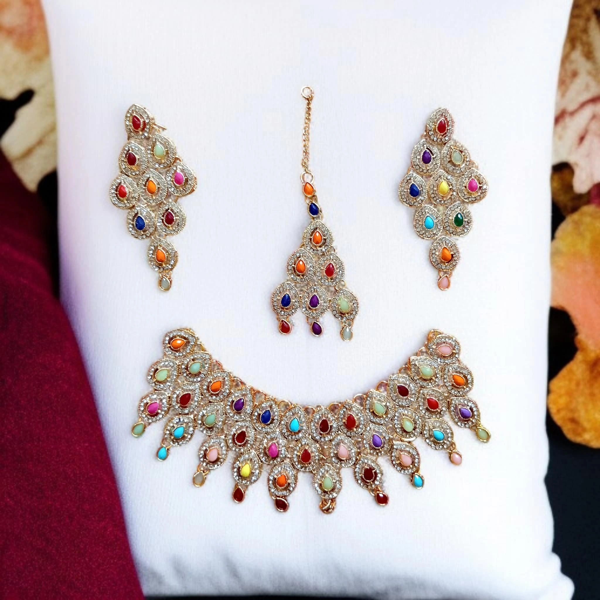 Buy multi colour jewellery set with necklace , earrings and tikka at best price in pakistan - Qureshi products