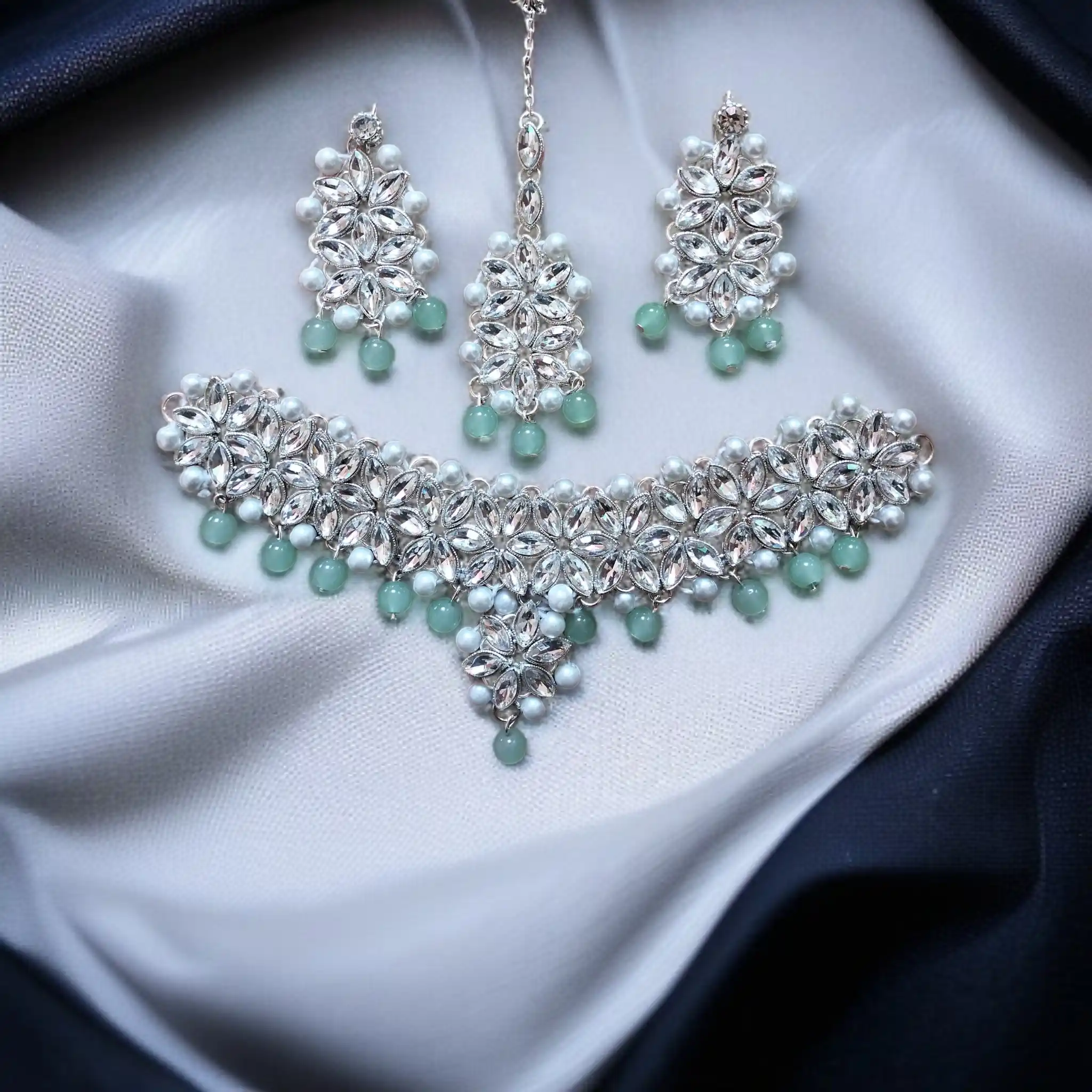 Buy Multi colour jewellery set with necklace , earrings and tikka at best price in Pakistan